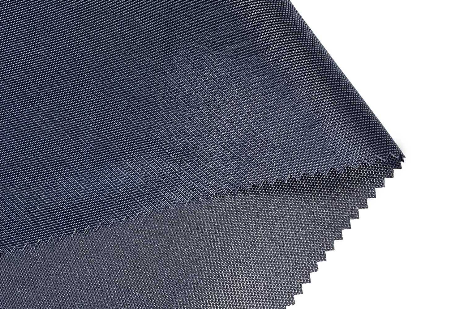 900d Gucci với PU được phủ