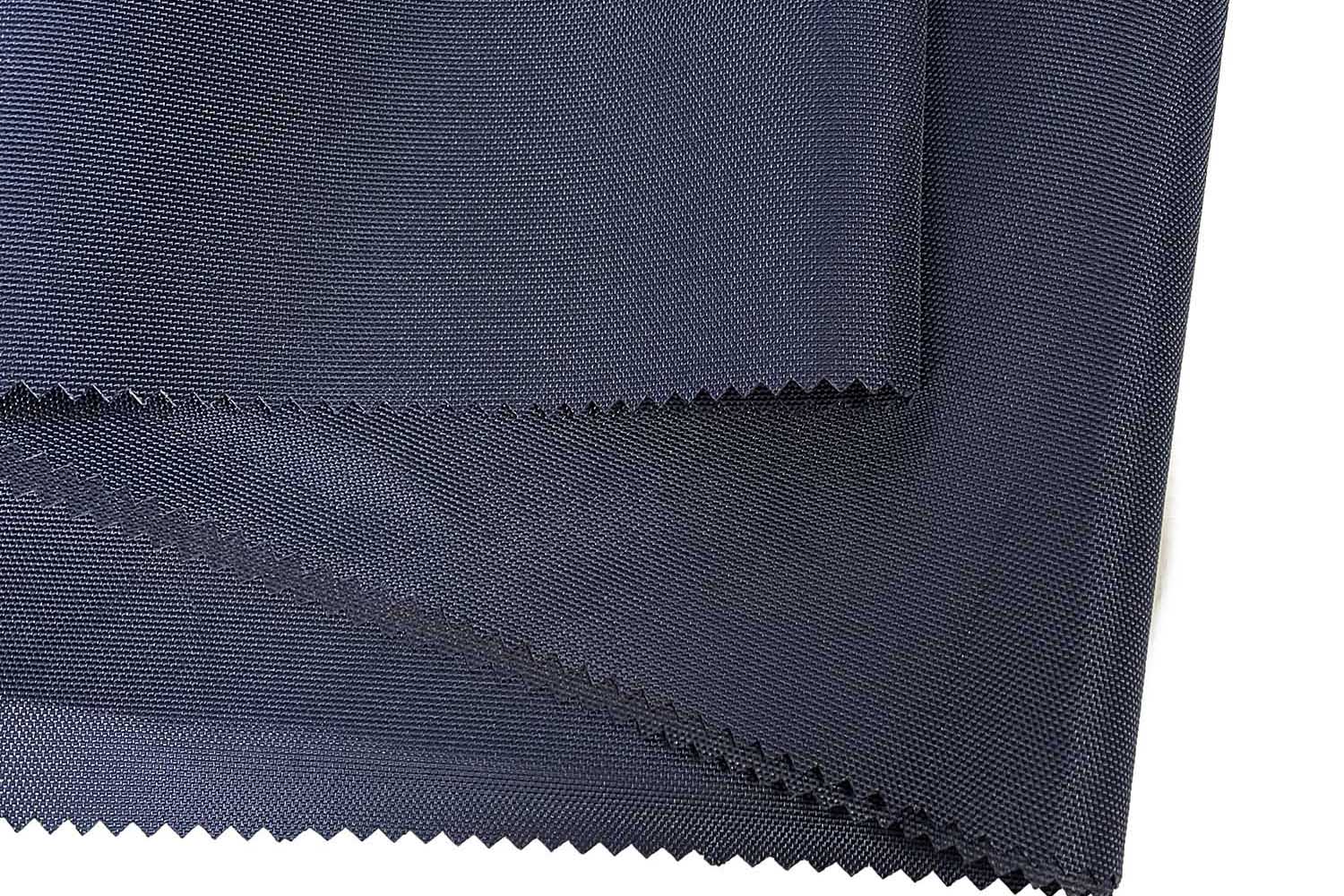 900d Gucci với PU được phủ