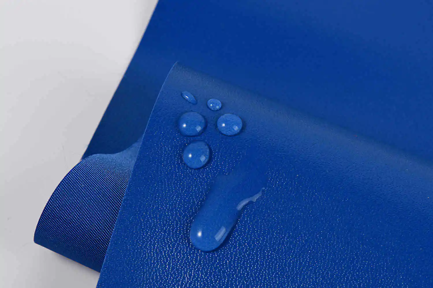 Twill nylon 272 với miếng bọt biển PVC 0,7mm